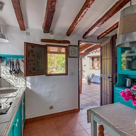 Casas De La Rueda - La Casita *